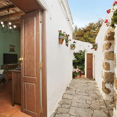 Madre Nieves Casa de Férias *